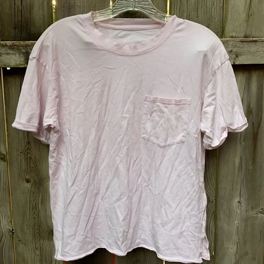 American Outfitters Pale pink tee sz. XS